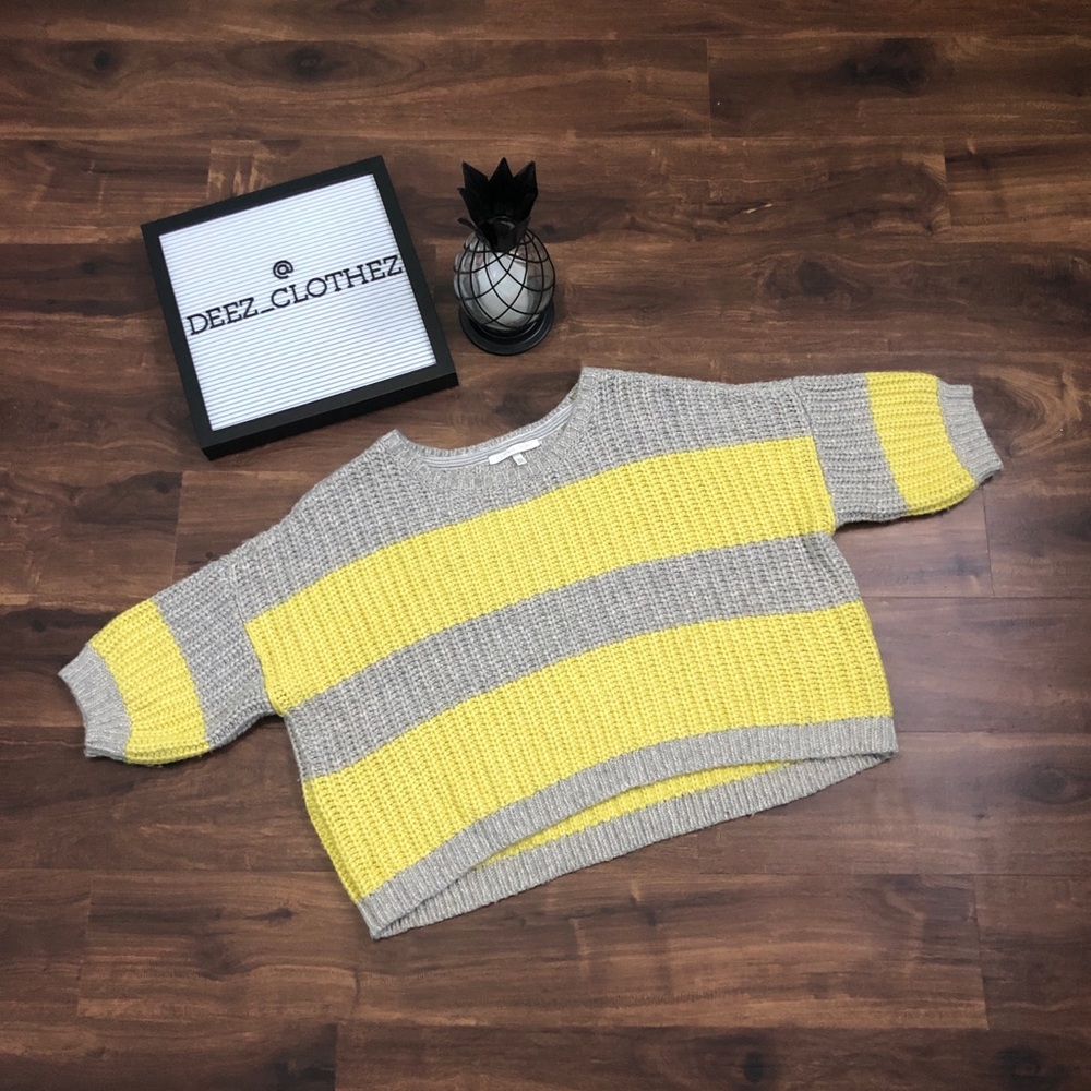 Oversized Victoria’s Secret Knit Sweater - Picture 3 of 6